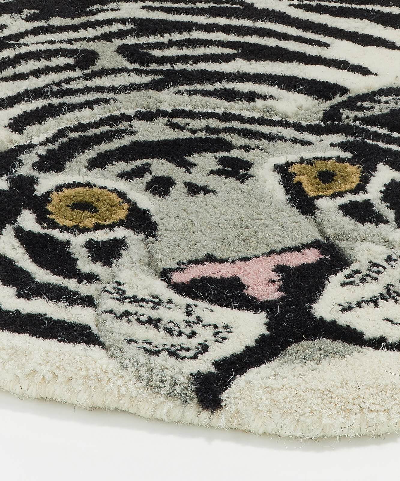 Tapis Tigre blanc Large (Attention uniquement disponible en click&collect) (Copie)
