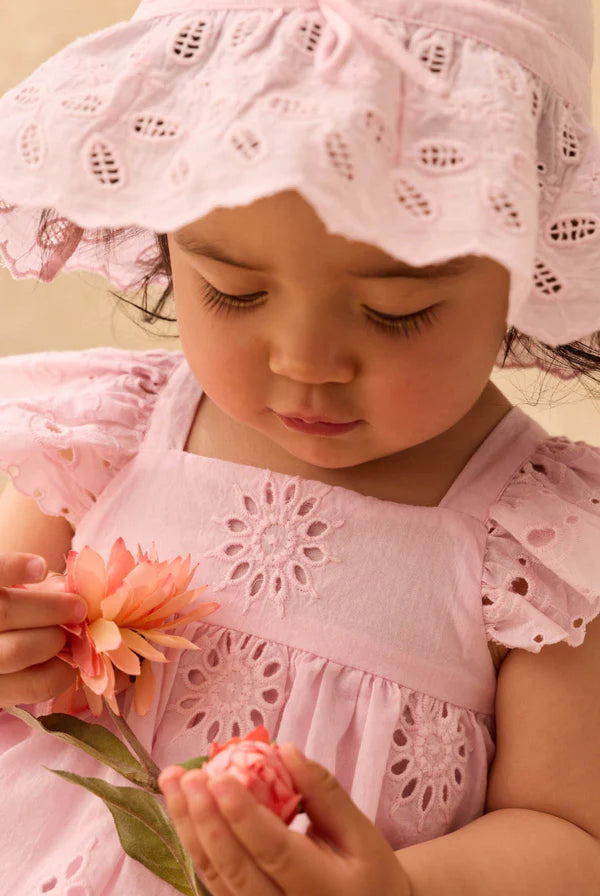 Barboteuse Salome - Pink Schiffli