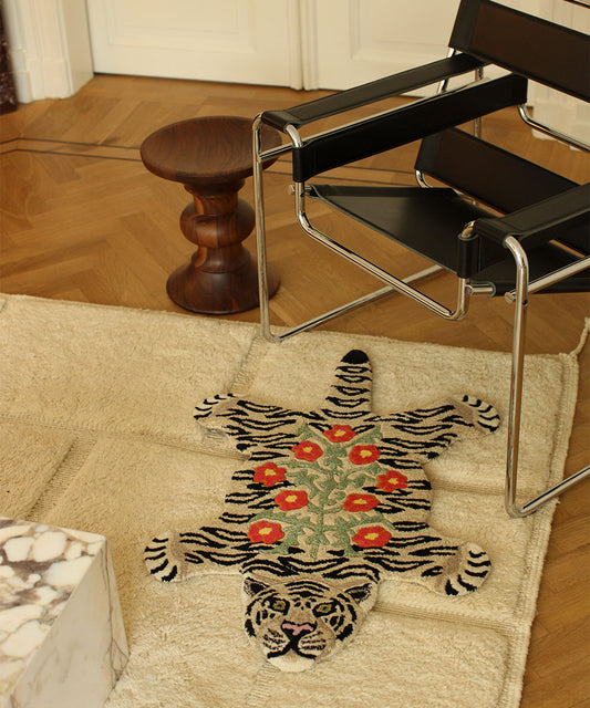 Petit Tapis tigre floral (achat uniquement en boutique)
