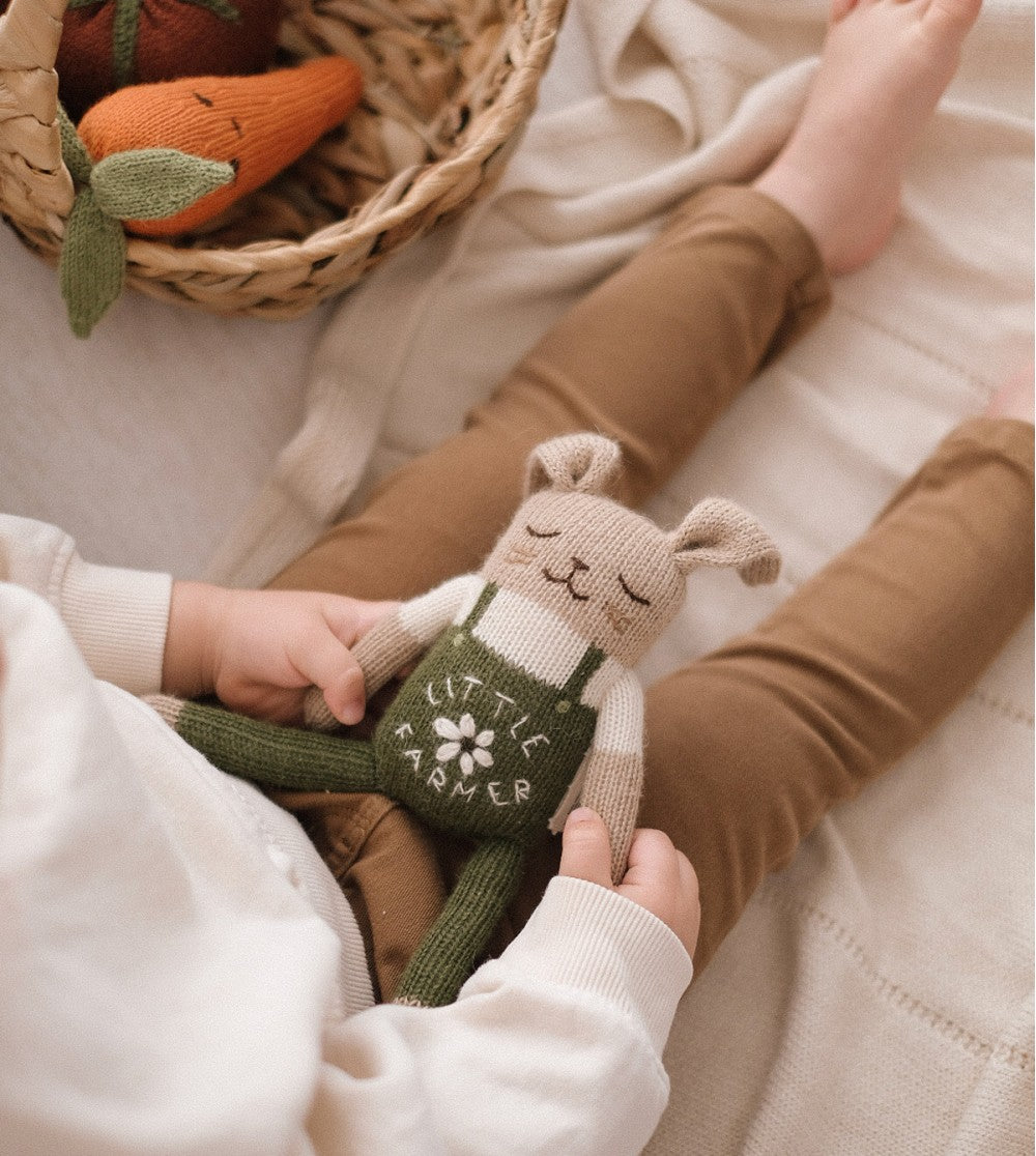 Doudou lapin Little Farmer